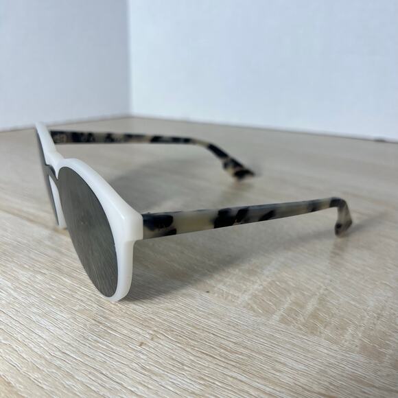 Christian Dior Onde 1 X610T Sunglasses READ DESC Matte White Havana 59-14-145 main image 13
